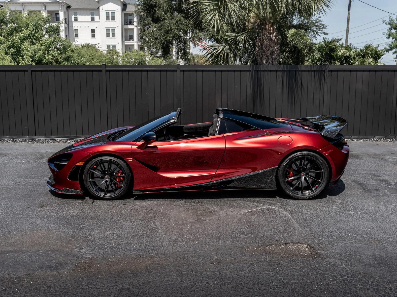 Used 2020 McLaren 720S Spider RWD image 31