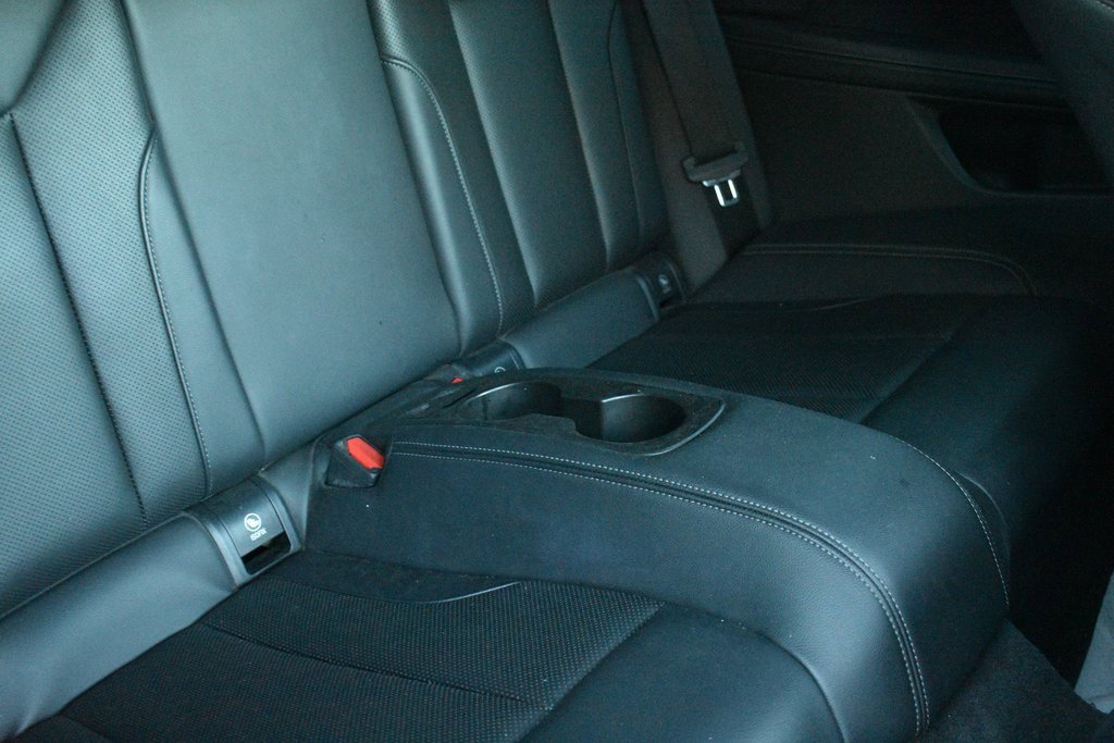 Used 2025 BMW 430i Convertible image 35