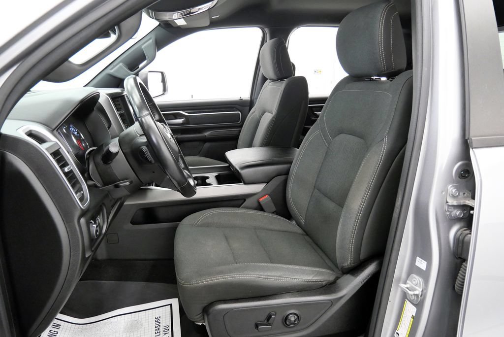 Used 2019 RAM 1500 Big Horn AWD/4WD image 11