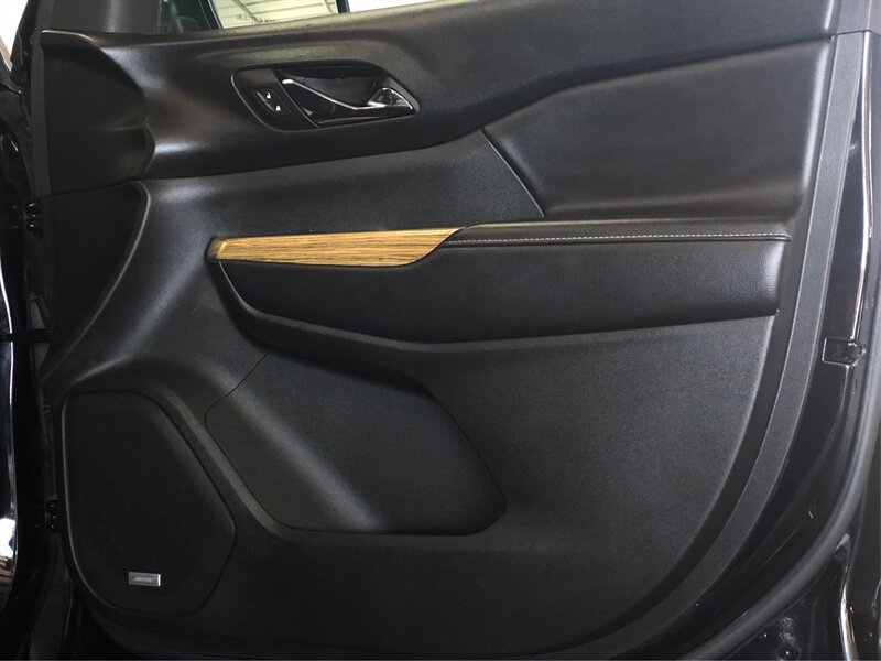 Used 2017 GMC Acadia Denali FWD image 17