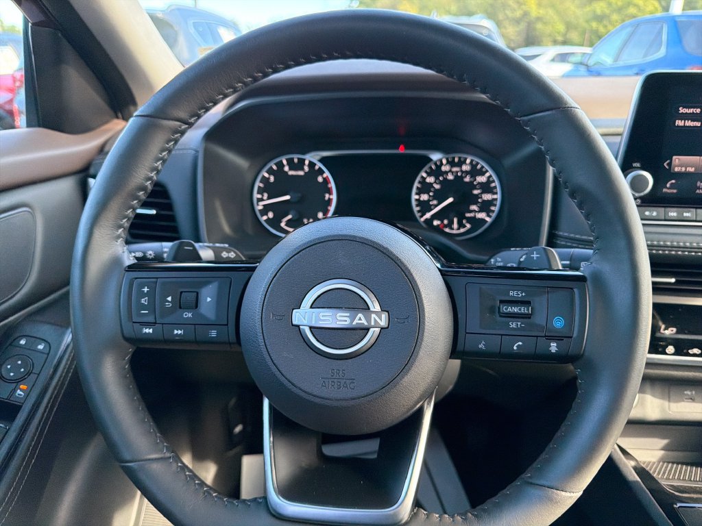 Used 2023 Nissan Rogue SV w/ SV Premium B Package AWD/4WD image 20