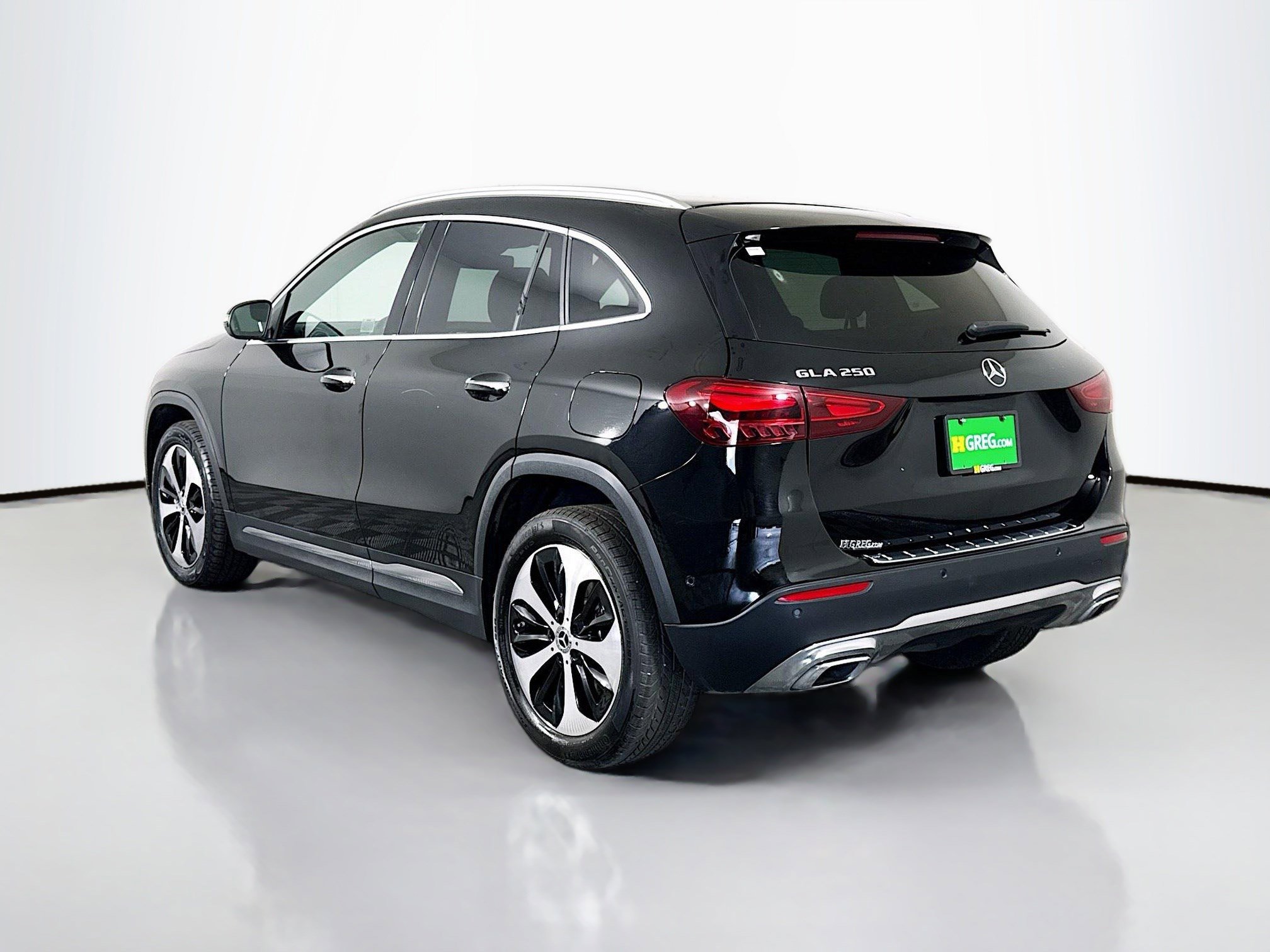 Used 2025 Mercedes-Benz GLA 250 image 7