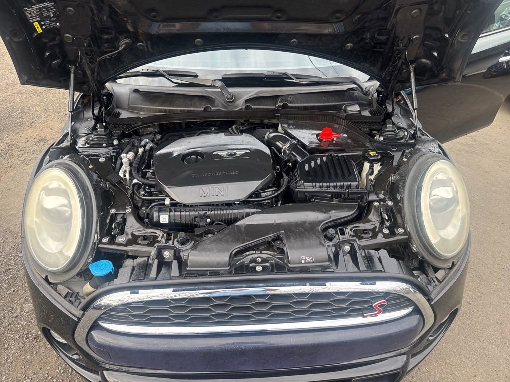 Used 2018 MINI Cooper S image 44