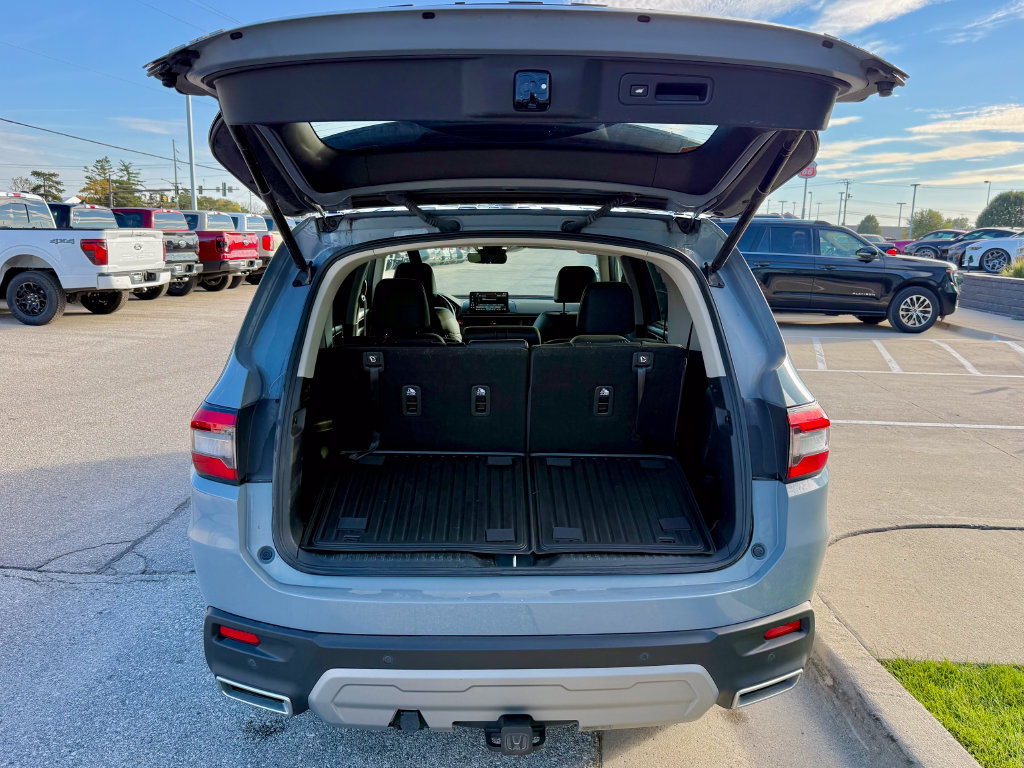 Used 2024 Honda Pilot Elite image 16