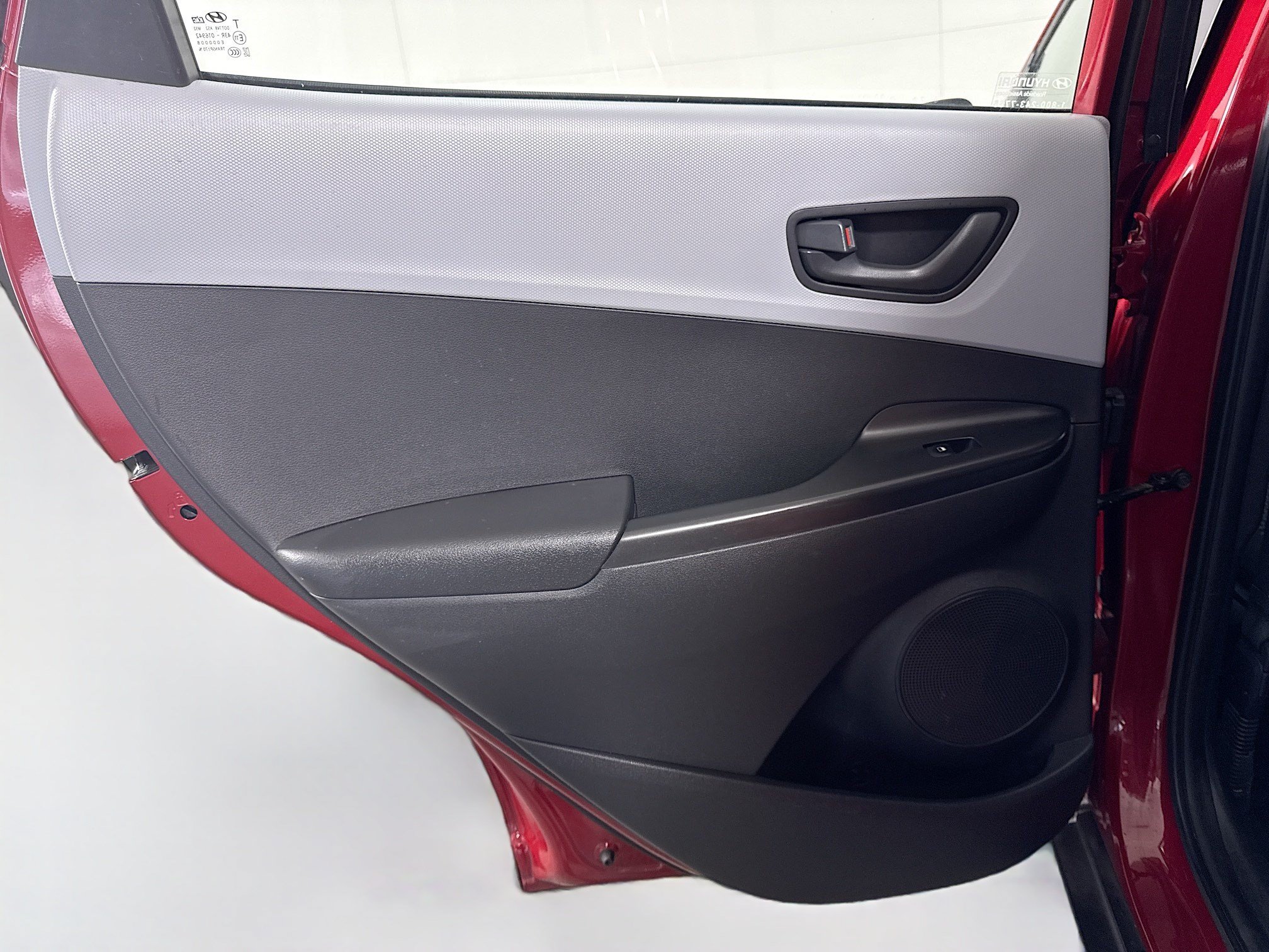 Used 2020 Hyundai Kona SE FWD image 25