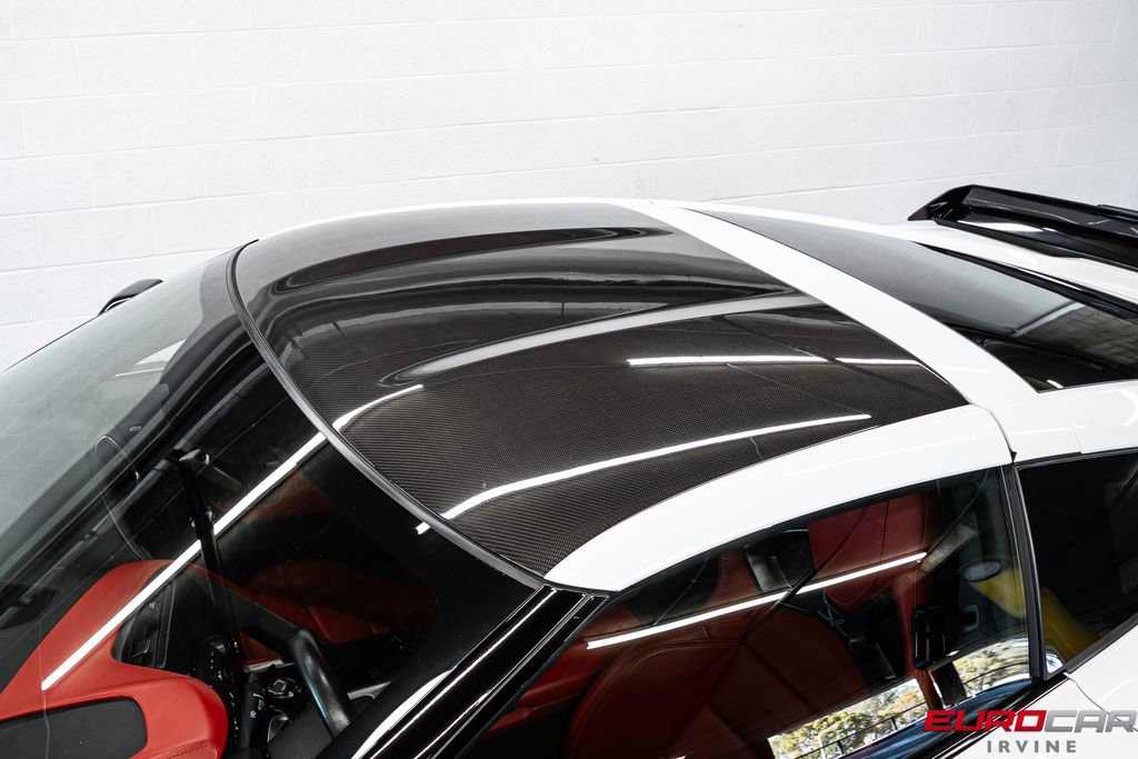 Used 2015 Chevrolet Corvette Z06 w/ 3LZ Preferred Equipment Group RWD image 17