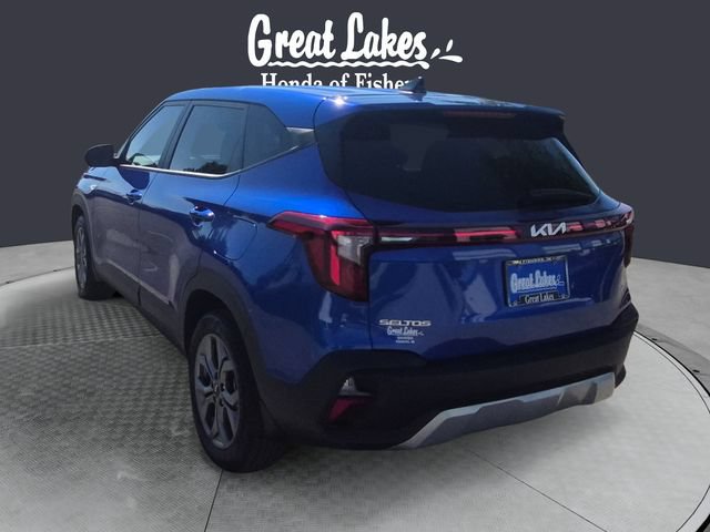 Used 2024 Kia Seltos LX AWD/4WD image 3