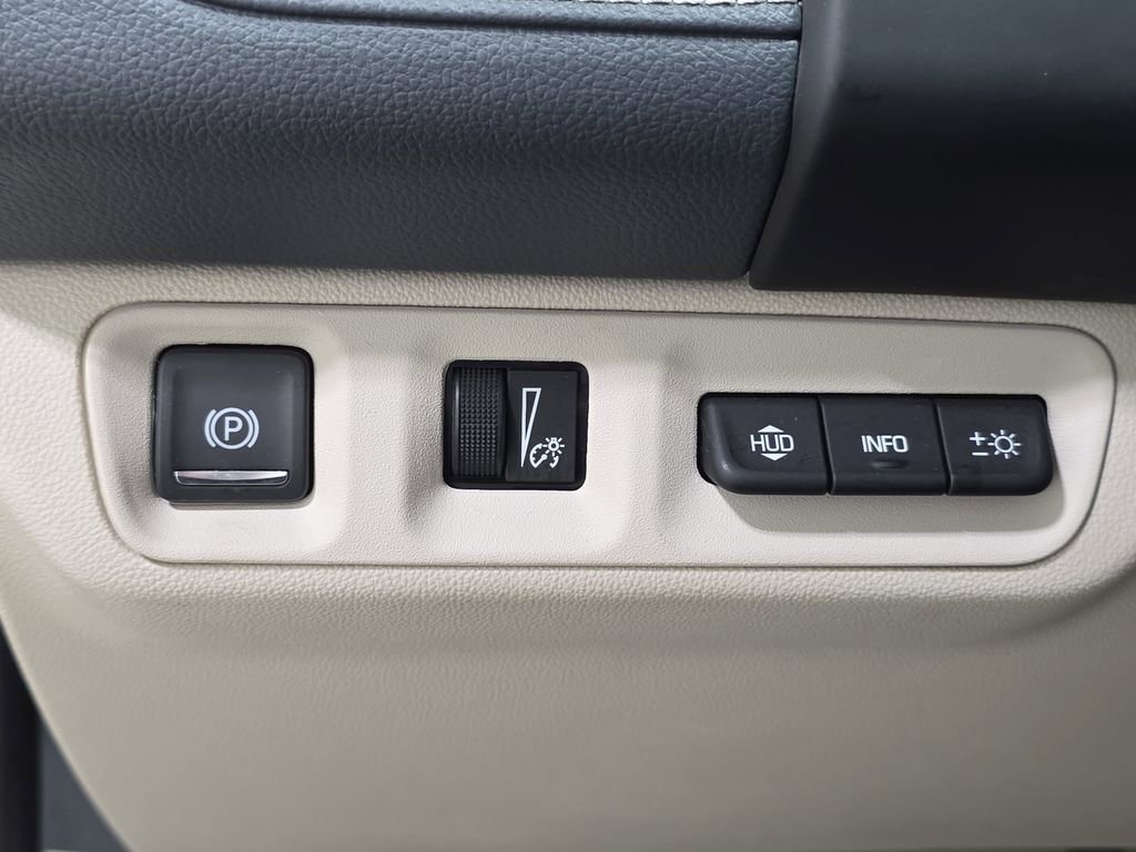 Used 2023 GMC Acadia Denali w/ Denali Ultimate Package image 23