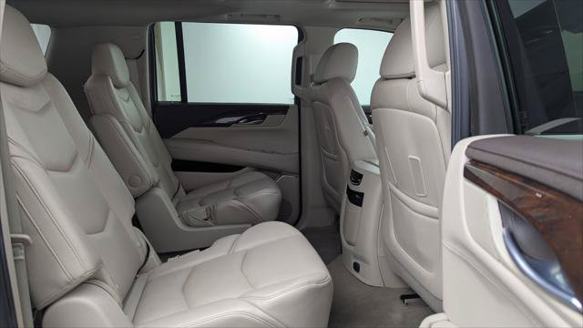 Used 2015 Cadillac Escalade ESV Premium RWD image 18