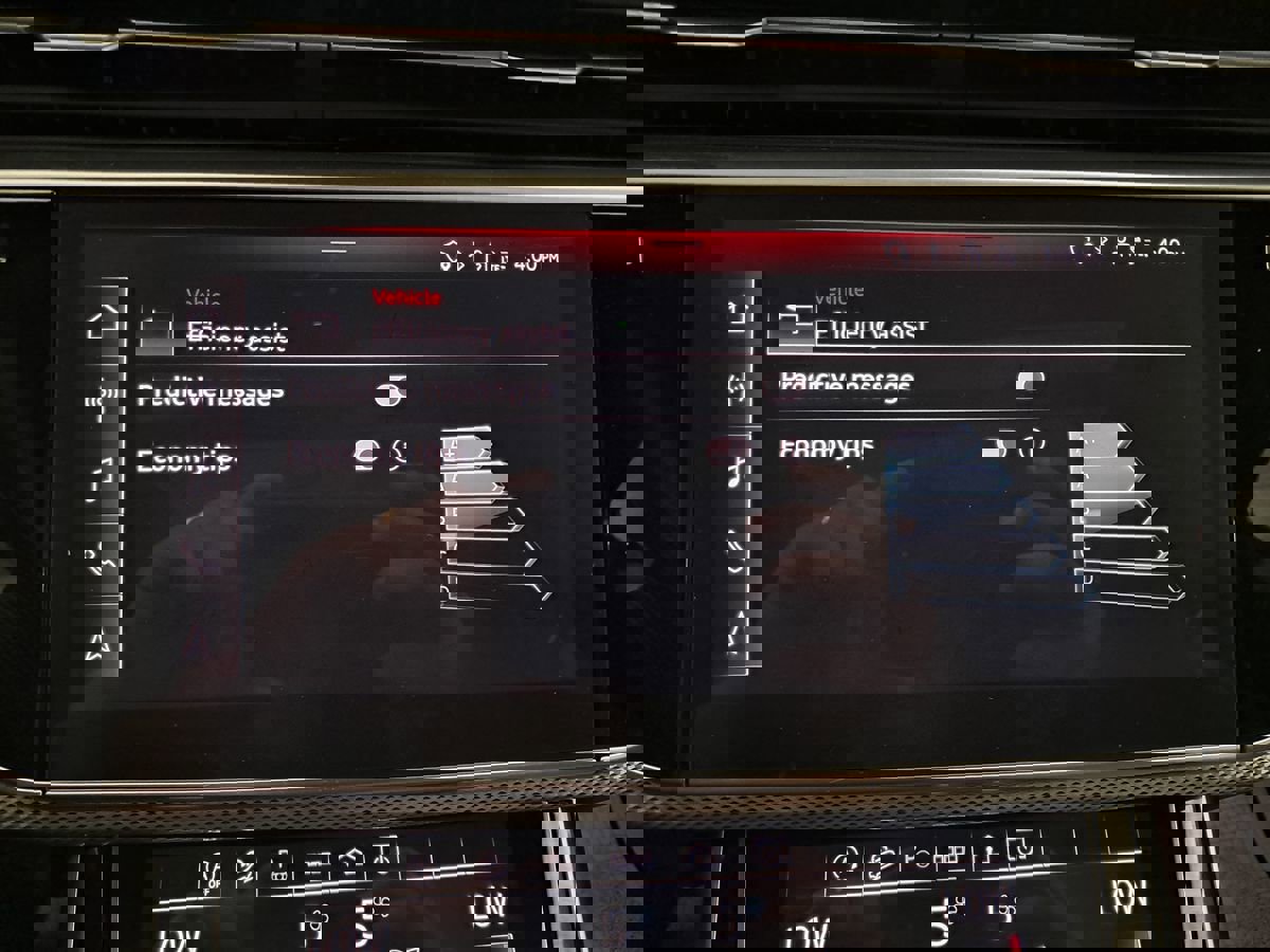 Used 2021 Audi SQ8 Premium Plus w/ Luxury Package image 21