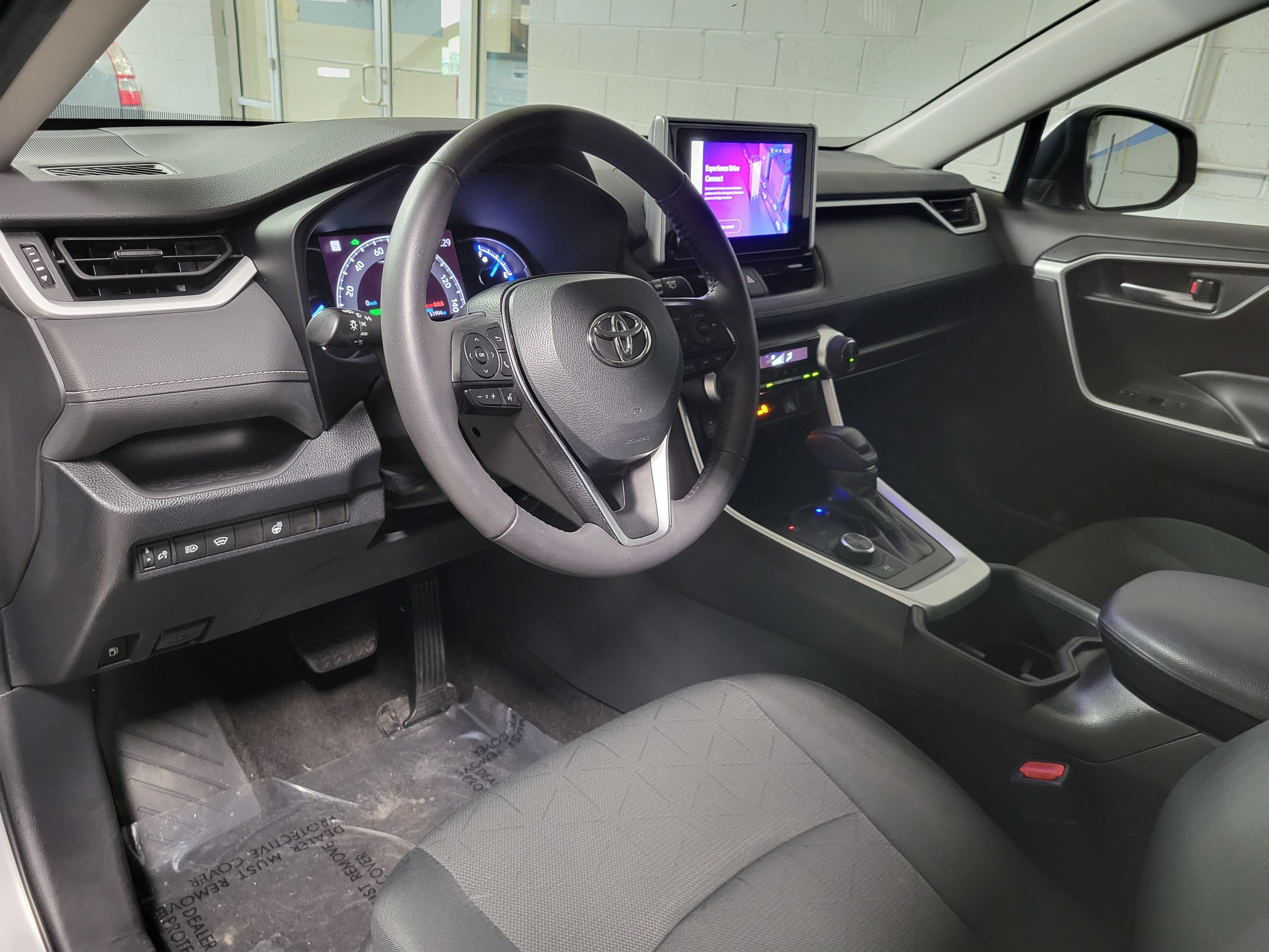 Used 2023 Toyota RAV4 XLE w/ XLE Grade Weather Package AWD/4WD image 10