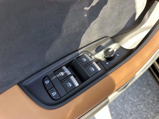 New 2026 Audi RS Q8 performance image 16