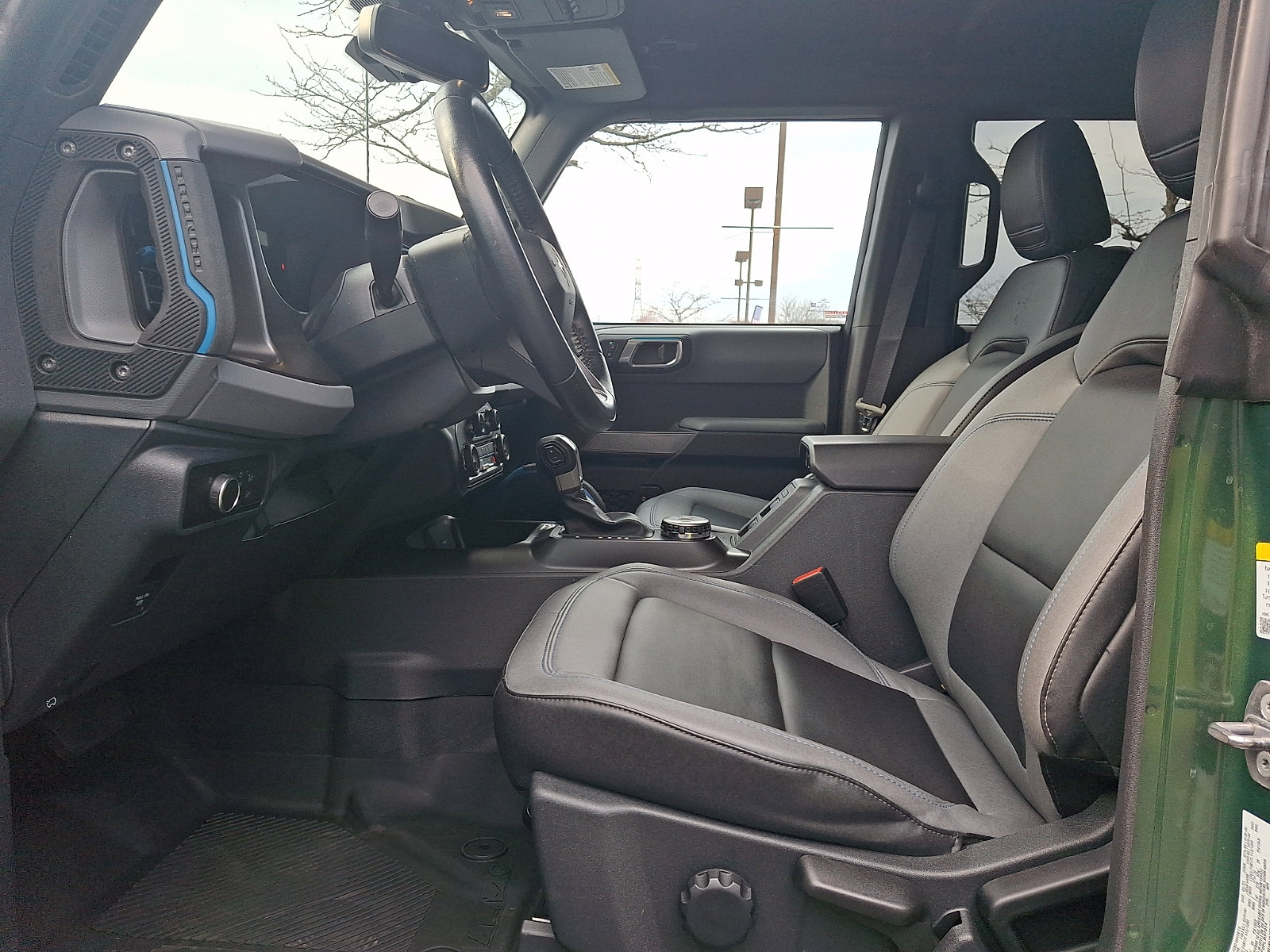 Used 2023 Ford Bronco Black Diamond image 13