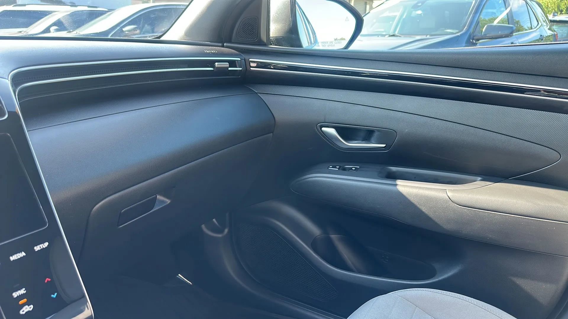 Used 2023 Hyundai Santa Cruz SEL Premium image 13