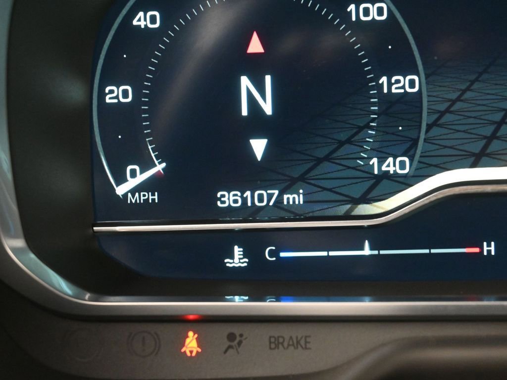 Used 2024 GMC Yukon SLT w/ SLT Luxury Package image 38