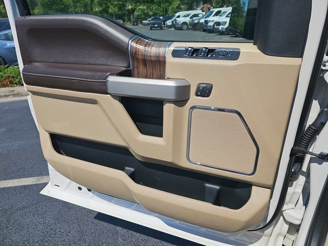 Used 2019 Ford F150 Lariat w/ Equipment Group 502A Luxury AWD/4WD image 32