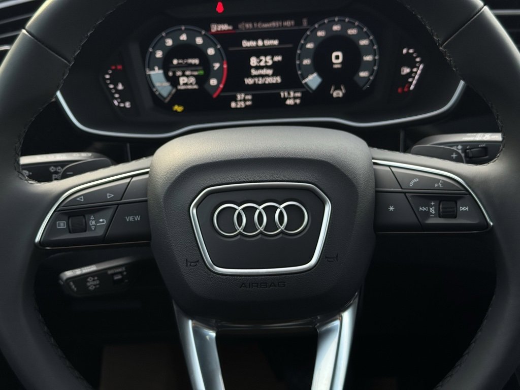 New 2025 Audi Q3 2.0T Premium image 30
