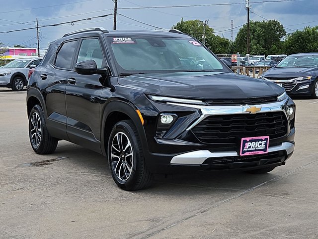 Used 2025 Chevrolet TrailBlazer LT AWD/4WD video 3