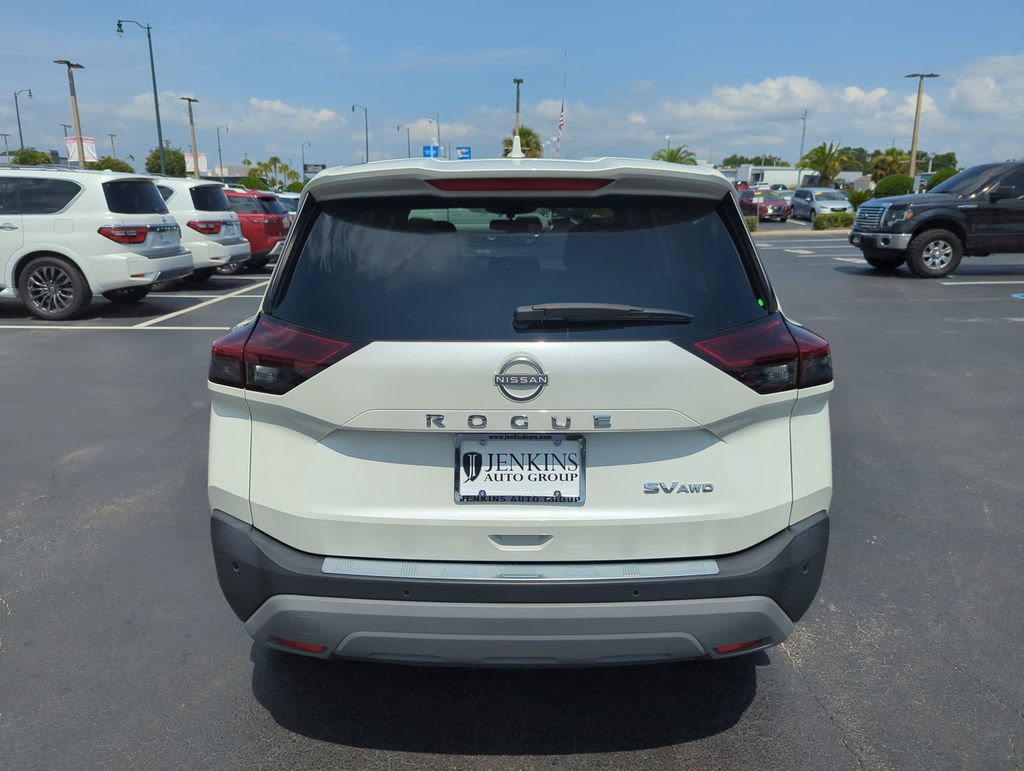 Certified 2023 Nissan Rogue SV AWD/4WD image 7