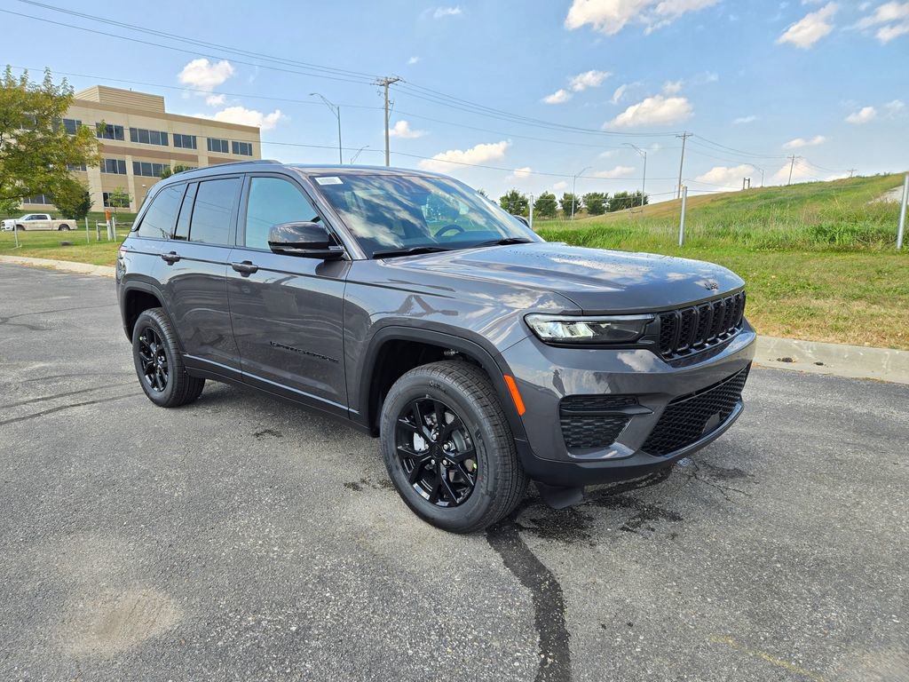 New 2025 Jeep Grand Cherokee Altitude