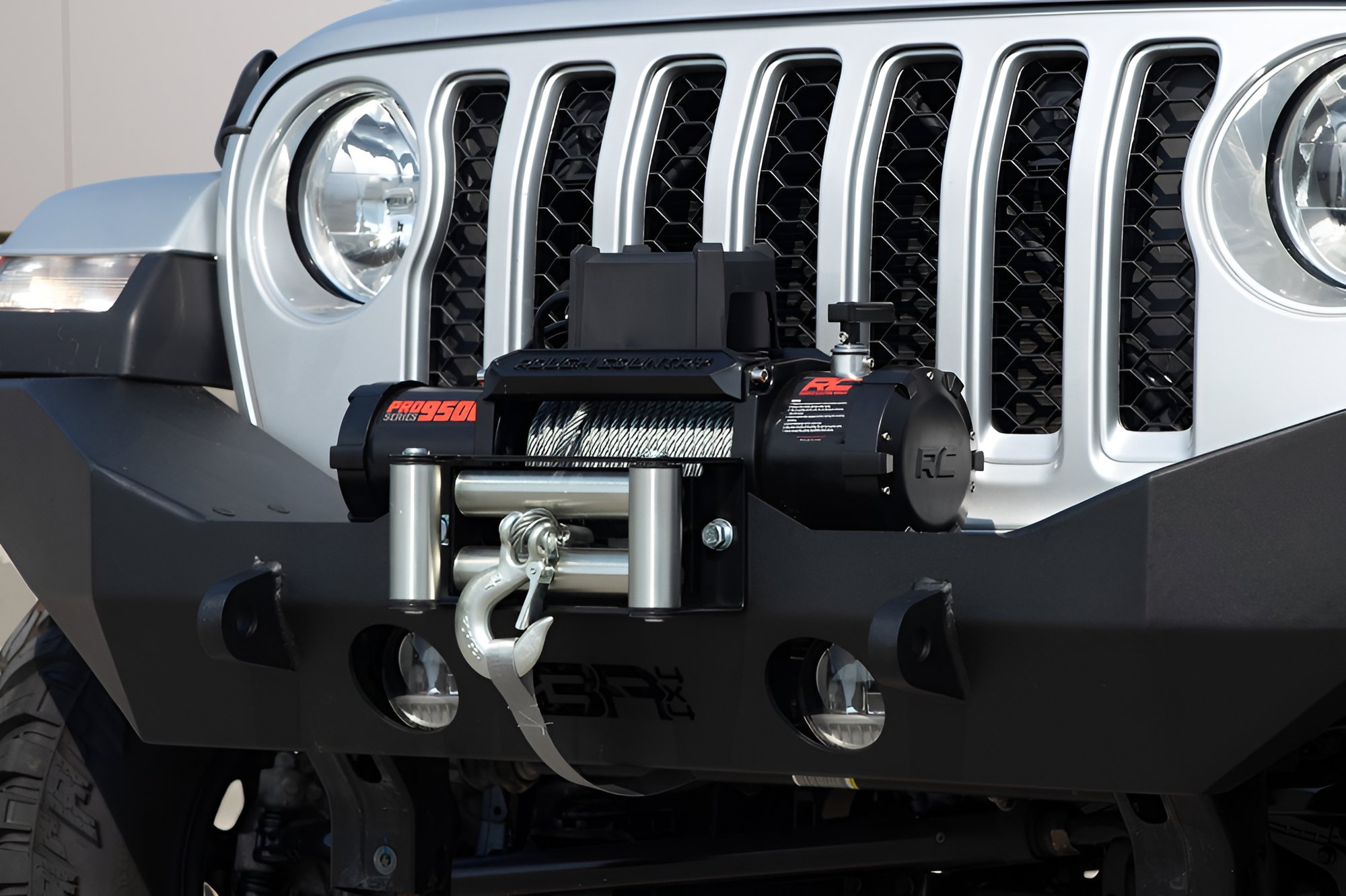 Used 2023 Jeep Gladiator Overland AWD/4WD image 11