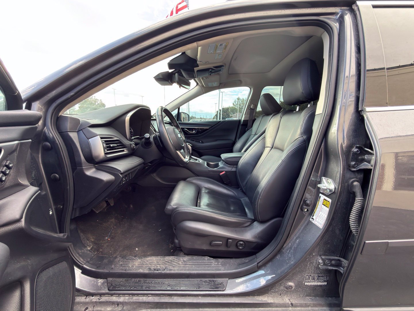 Used 2023 Subaru Outback Touring XT AWD/4WD image 6