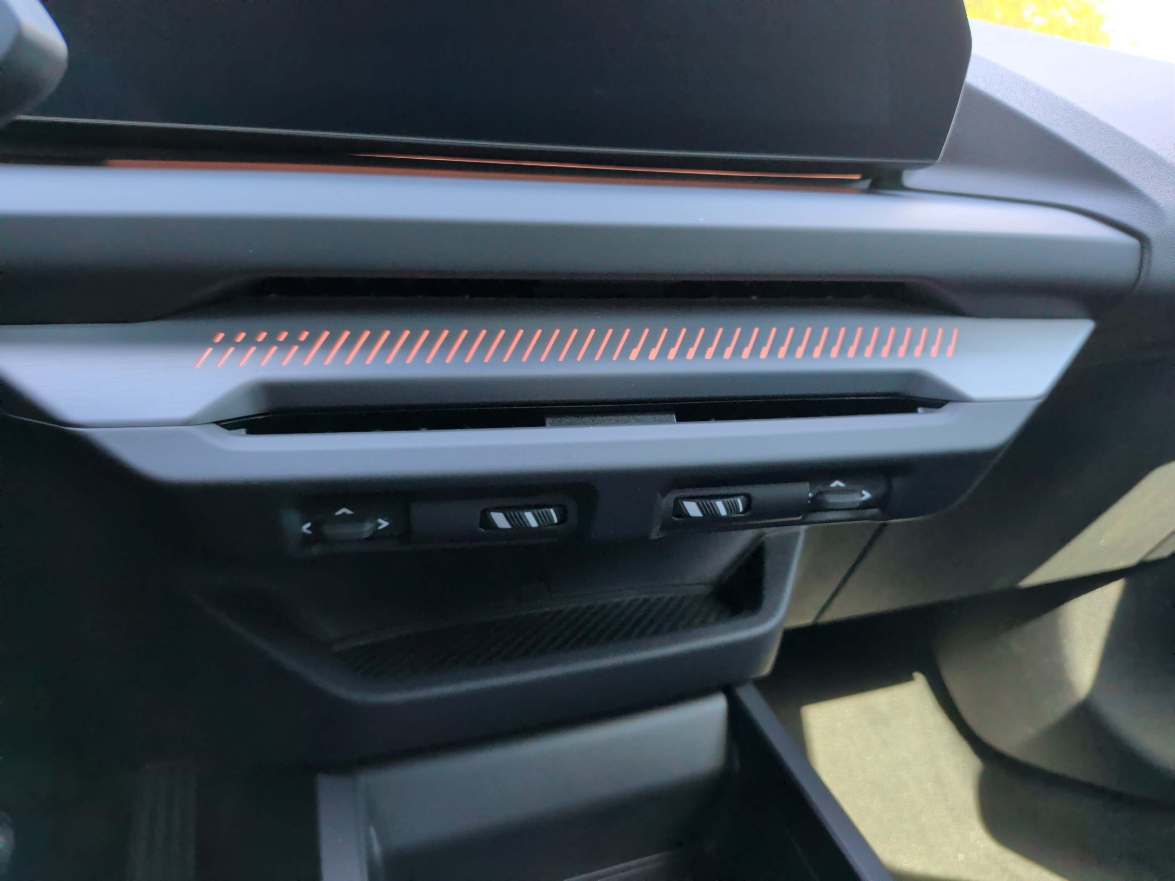 New 2026 BMW 228i w/ Technology Package FWD image 16