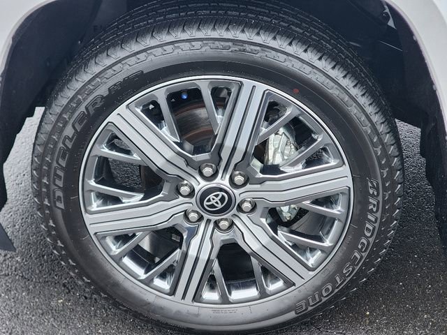 Used 2026 Toyota Sequoia Capstone image 18