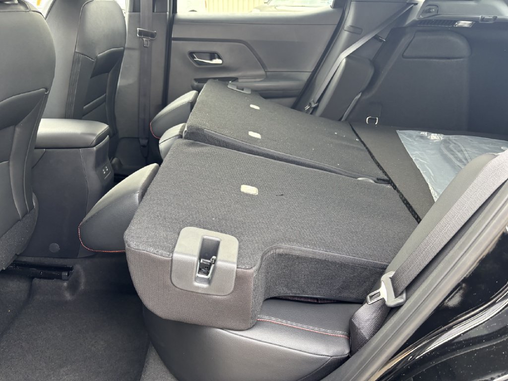 New 2027 Nissan Kicks SR AWD/4WD image 26