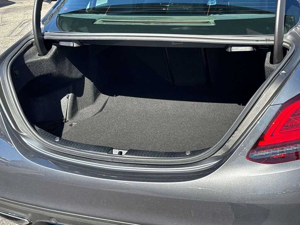 Used 2021 Mercedes-Benz C 300 Sedan image 29