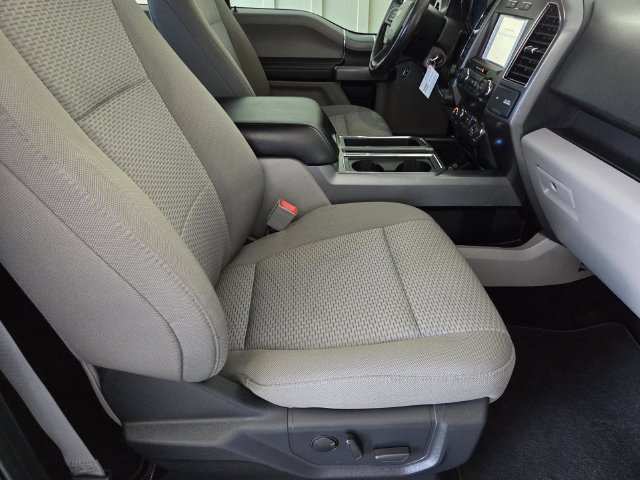 Used 2020 Ford F150 XLT w/ Equipment Group 302A Luxury AWD/4WD image 32