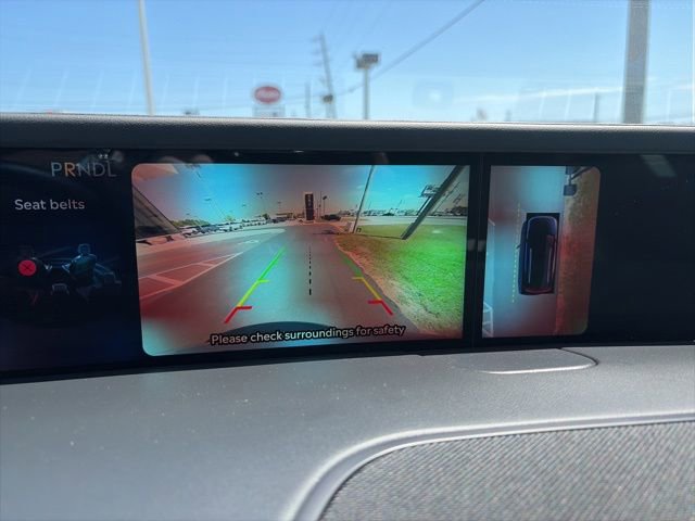 Used 2025 Lincoln Nautilus Premier w/ Equipment Group 102A image 16