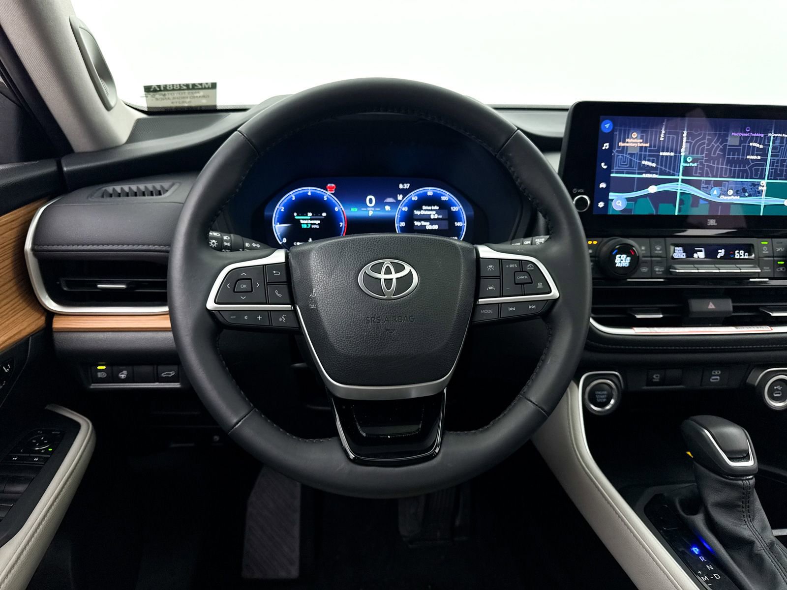 Used 2025 Toyota Grand Highlander FWD image 4