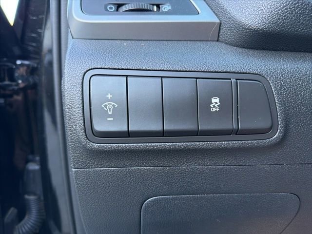 Used 2018 Hyundai Tucson SE AWD/4WD image 23