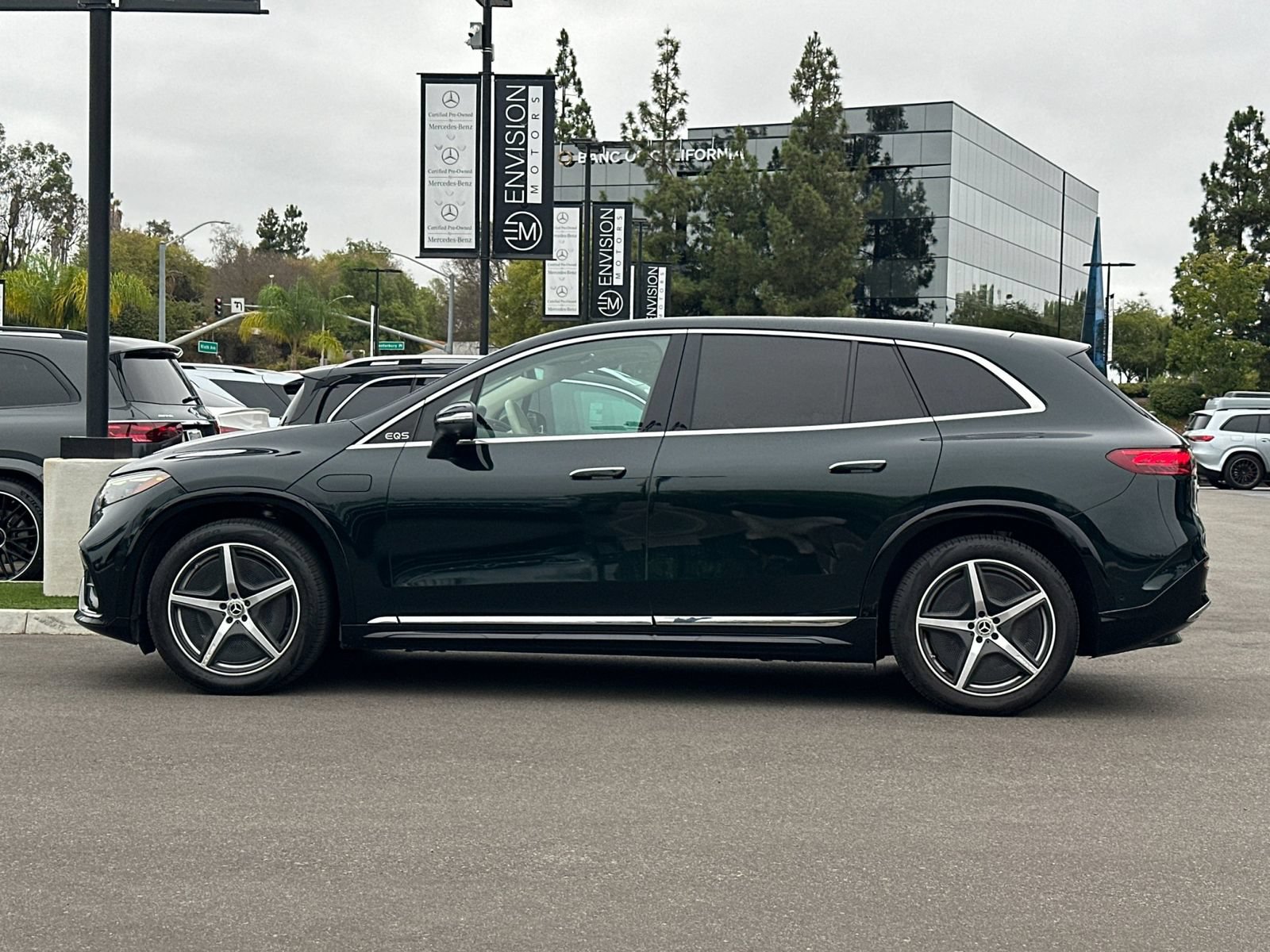 Certified 2023 Mercedes-Benz EQS 580 4MATIC SUV image 7