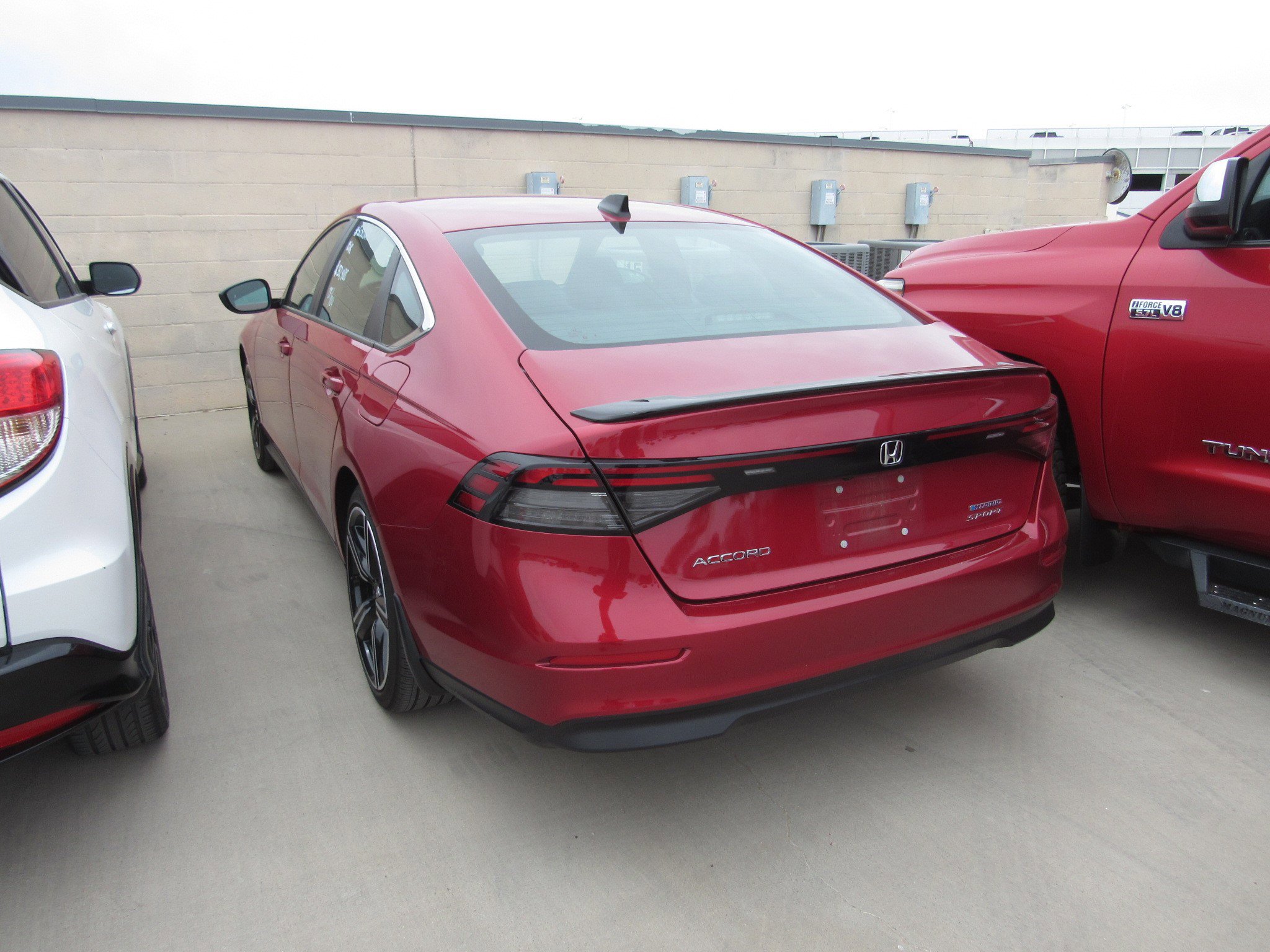 Used 2024 Honda Accord Sport image 3