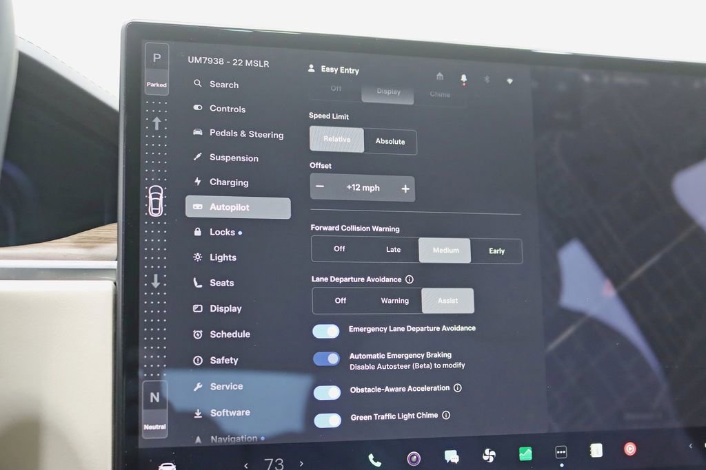 Used 2022 Tesla Model S image 24