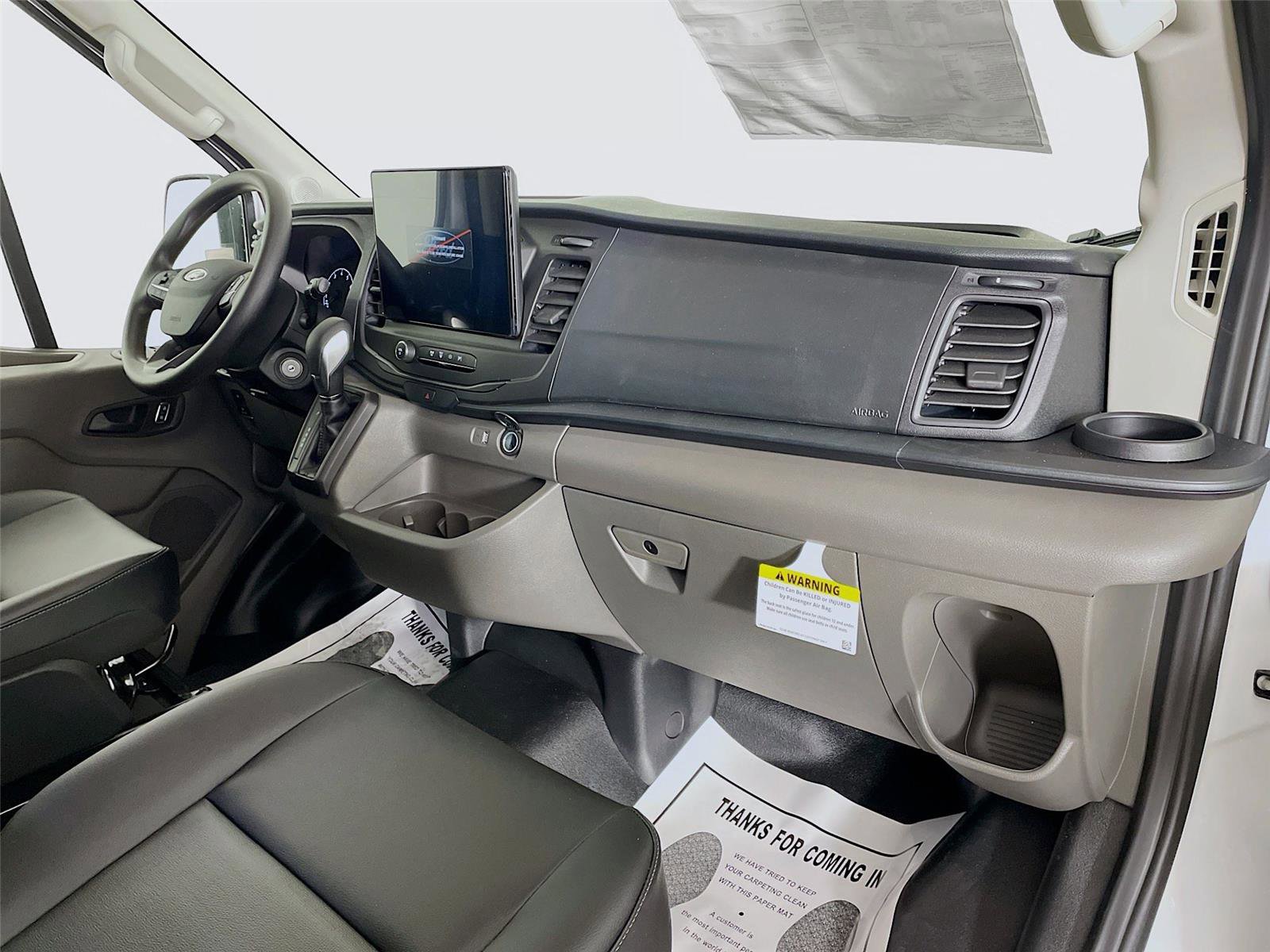 New 2025 Ford Transit 250 148 Medium Roof RWD image 28