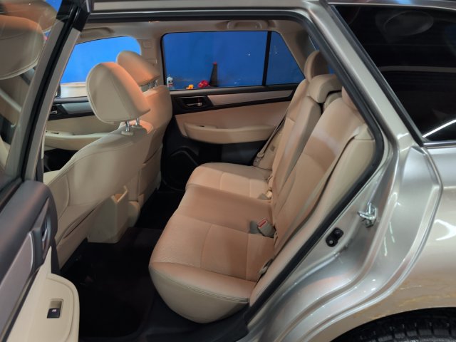 Used 2015 Subaru Outback 2.5i Premium AWD/4WD image 22