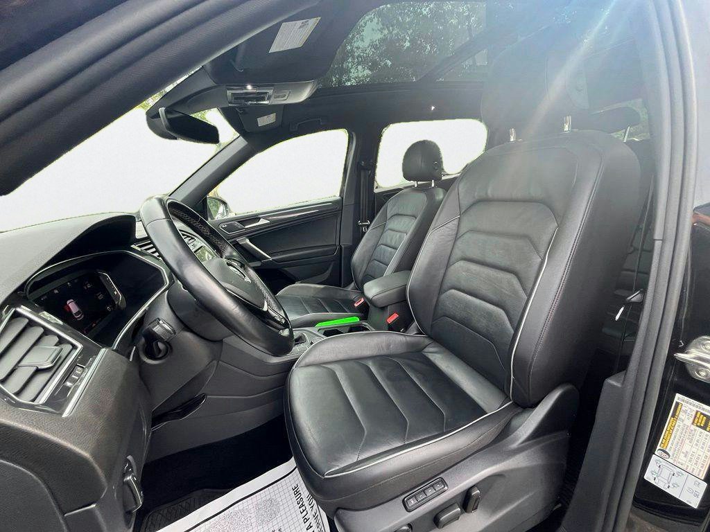 Used 2020 Volkswagen Tiguan SEL Premium R-Line w/ 3rd Row Seat Package AWD/4WD image 10