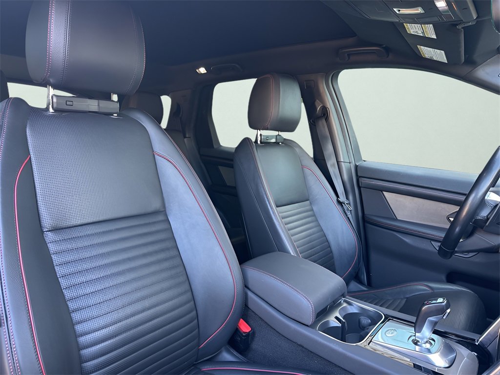 Used 2020 Land Rover Discovery Sport SE R-Dynamic image 39