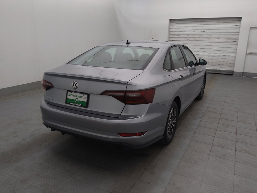Used 2019 Volkswagen Jetta SE w/ Cold Weather Package FWD image 9