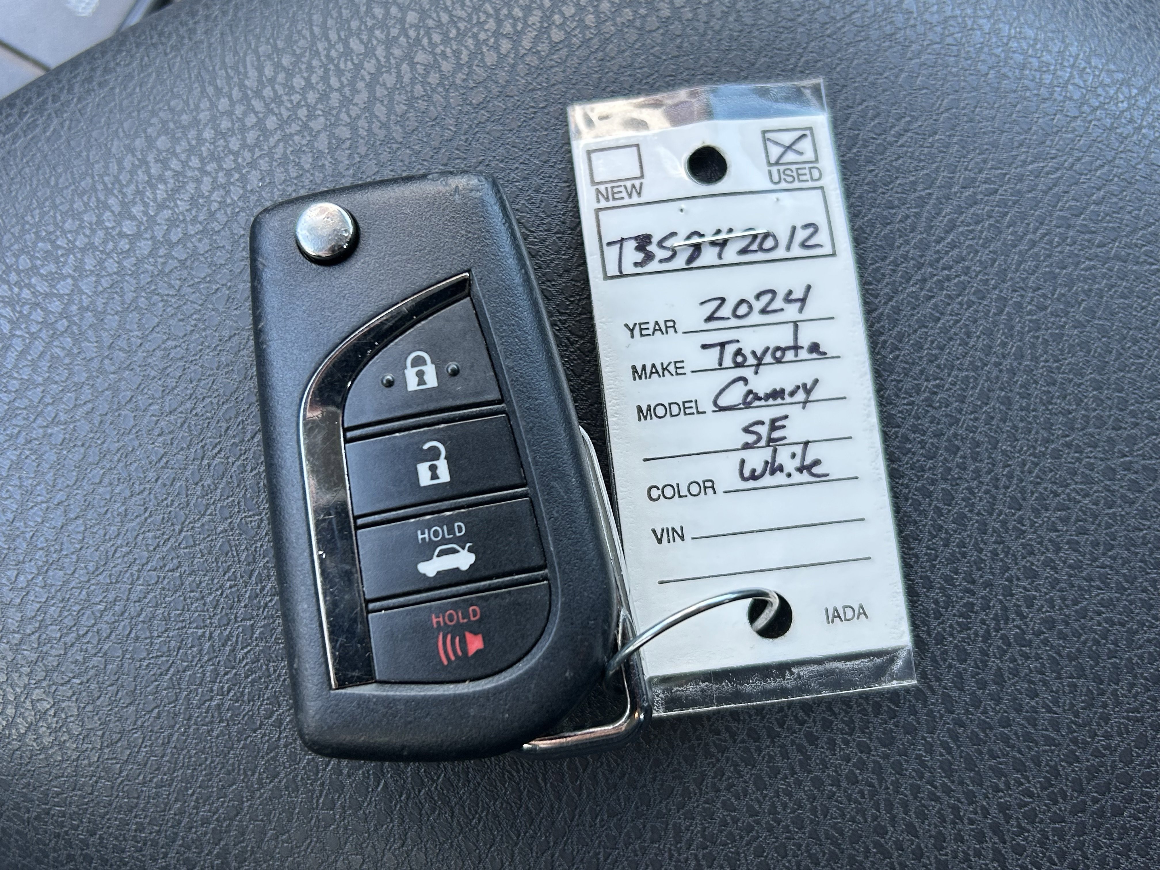 Certified 2024 Toyota Camry SE w/ Cold Weather Package image 34