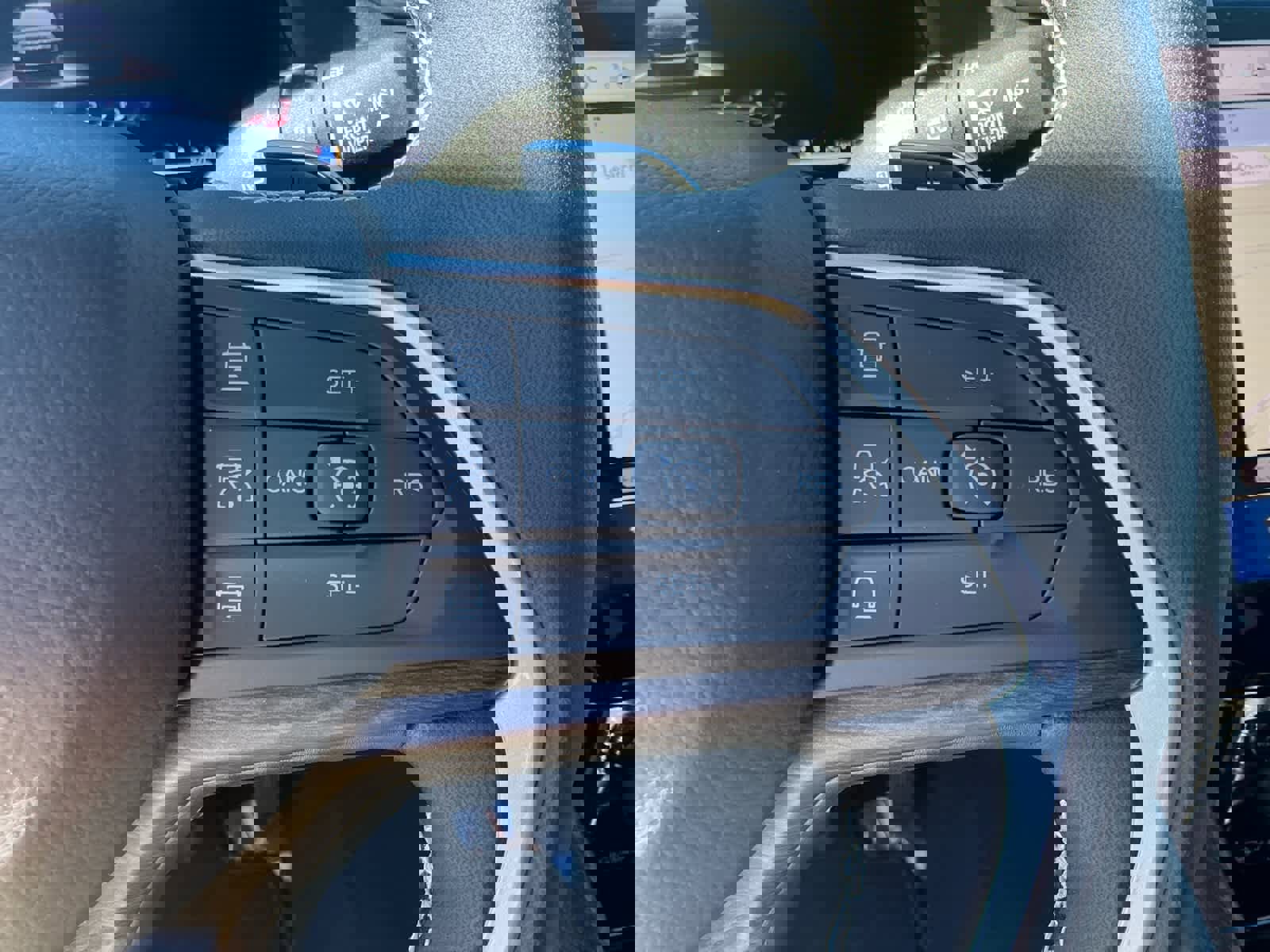 New 2025 Jeep Grand Cherokee Limited w/ Trailer Tow Package image 24