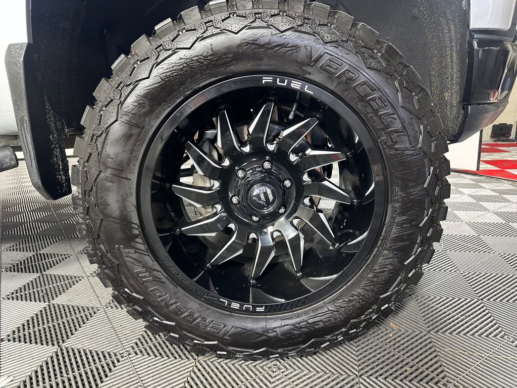 Used 2019 Chevrolet Silverado 1500 LT Trail Boss w/ Convenience Package AWD/4WD image 11