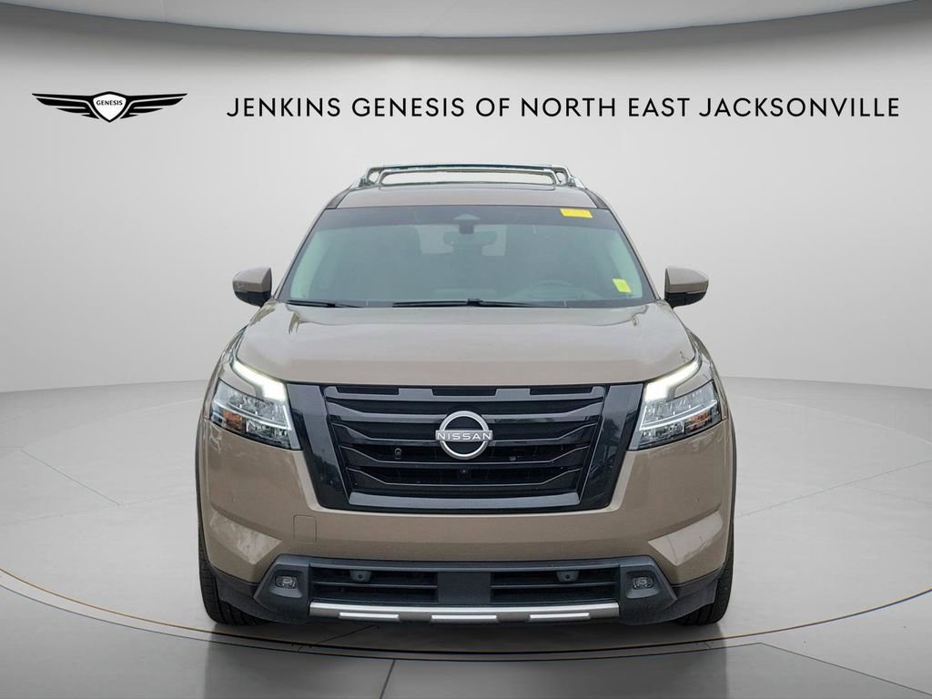 Used 2023 Nissan Pathfinder Platinum w/ Lighting Package (N93) image 6