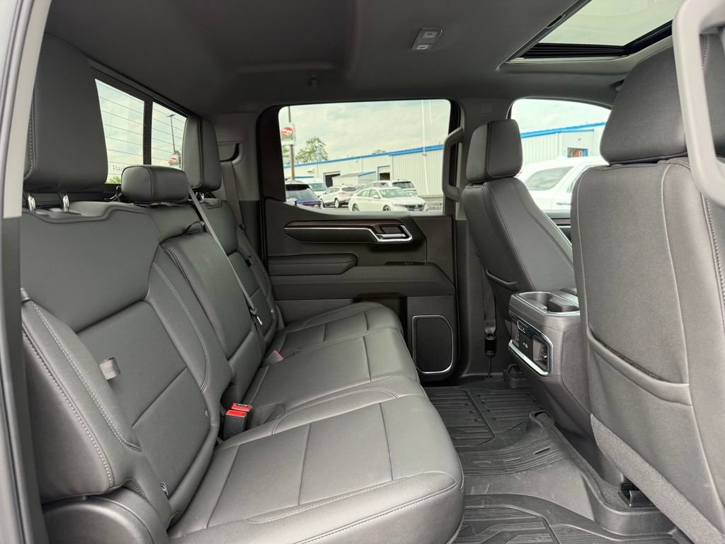 Used 2025 GMC Sierra 1500 SLT w/ SLT Premium Package AWD/4WD image 14