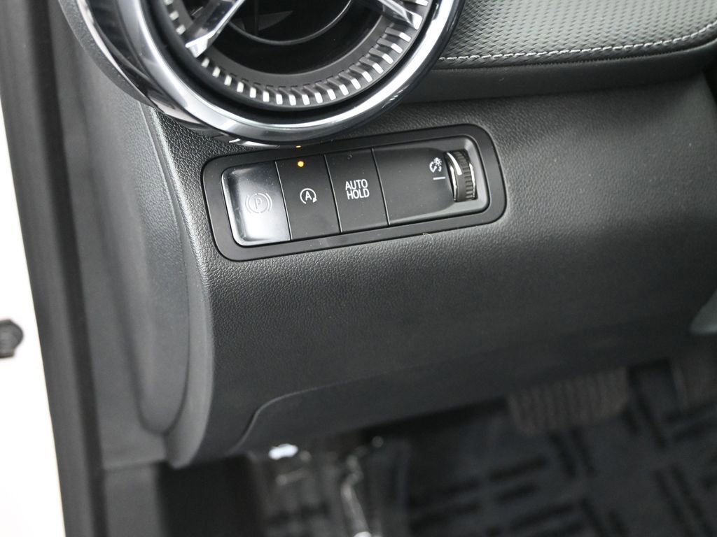 New 2025 Chevrolet Equinox LT w/ Safety and Technology Package image 22