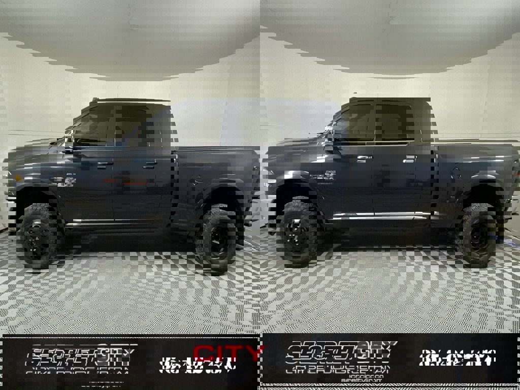 Used 2018 RAM 3500 Laramie Longhorn image 4