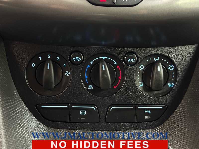Used 2017 Ford Transit Connect XLT image 30